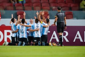 Guaireña e Internacional dirimen el liderato del Grupo E