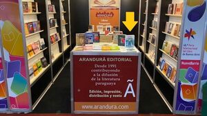 Colección de narradores paraguayos se expone en Feria de Buenos Aires