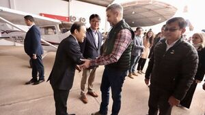 Koica entrega dos aeronaves para capacitaciones en la Dinac