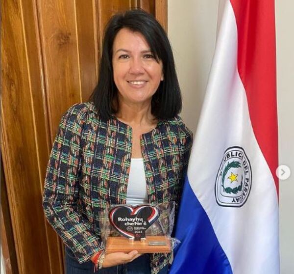 La Indiecita opina sobre La Comadre - Te Cuento Paraguay