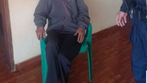 Pasajera se desnudó a bordo y chofer llevó micro a comisaría