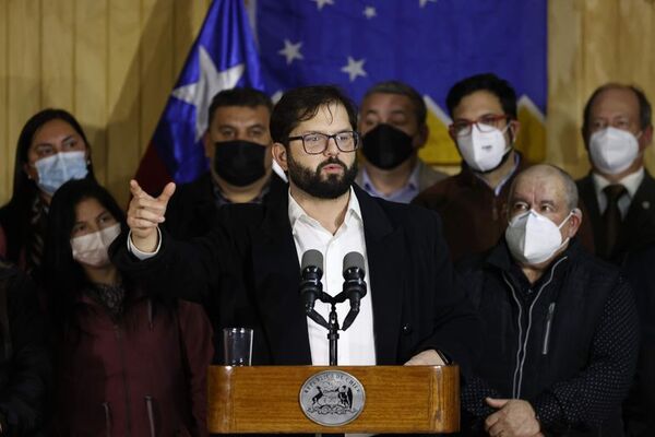 Boric plantea “acuerdo nacional de seguridad” tras muerte de policía - Tecnología - ABC Color