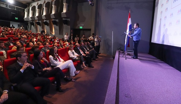 Castiglioni destacó el crecimiento de la industrialización en Paraguay
