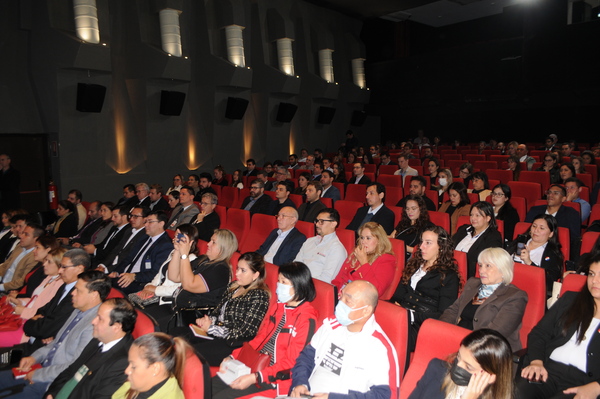Tercer encuentro de maquiladores reúne a industriales e inversionistas - La Clave