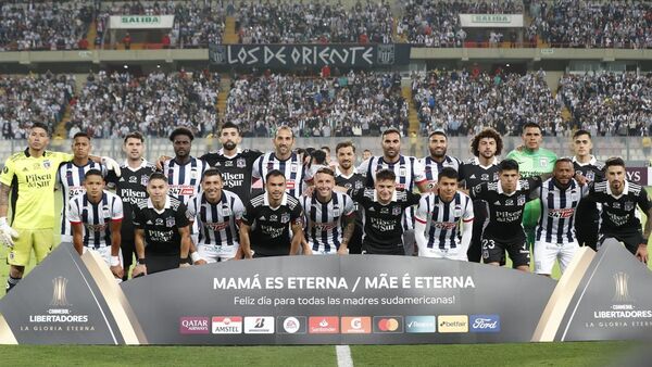 Alianza Lima y Colo Colo firman tablas en Perú