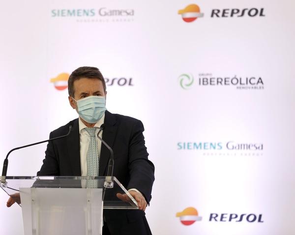 Repsol dice que la limpieza en entorno de derrame en Perú está casi terminada - MarketData