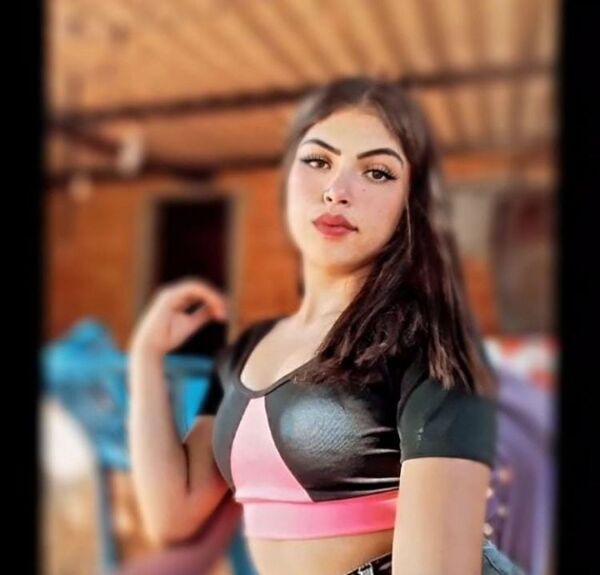 Adolescente hallada muerta en el patio de un centro de compras estaba embarazada