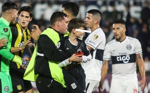 Crónica / El mitã’i que se robó el show en el chute entre Olimpia-Peñarol