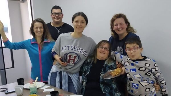 Más familias de Ucrania y de Polonia se refugian en Encarnación