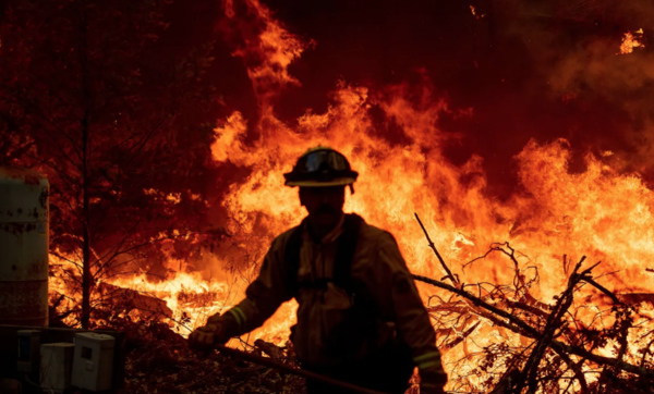 Diario HOY | Un enorme incendio avanza en el estado de Nuevo México en EEUU