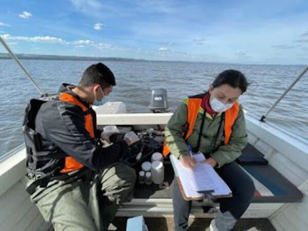 Realizan proyecto para mejorar y salvar el lago Ypacarai - Nacionales - ABC Color