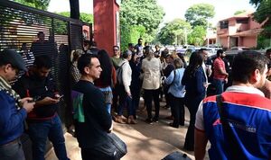 Colegio insinúa que denuncia por supuesto abuso de niño es falsa - Nacionales - ABC Color