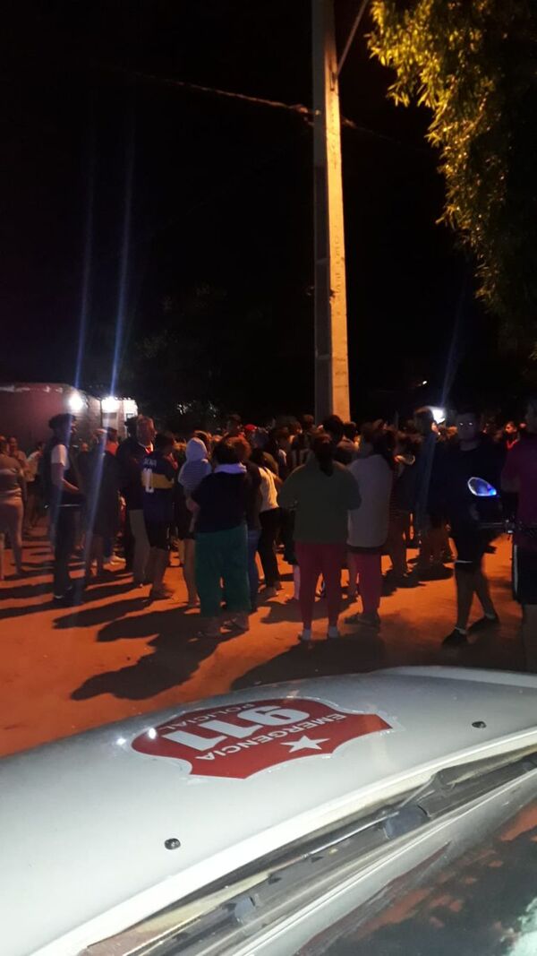 Vecinos logran reducir a supuesto “motochorro” en Luque - Nacionales - ABC Color