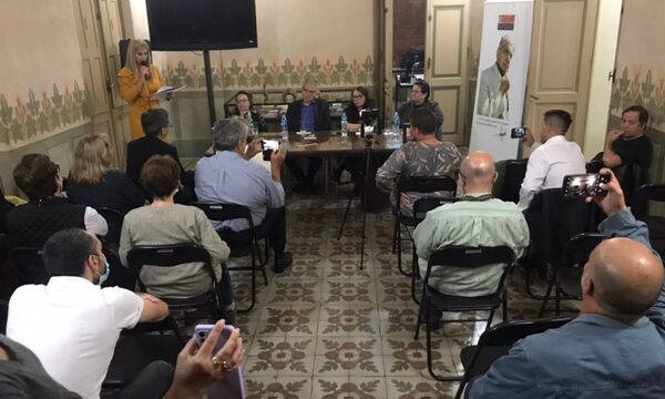 Presentan un libro homenaje póstumo a la recordada y querida Mabel Pedrozo