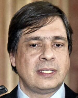 Firmas con precios más altos quieren continuar con los contratos en el IPS - Nacionales - ABC Color