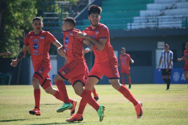 Debut exitoso de Juventud en la Primera C - Fútbol - ABC Color