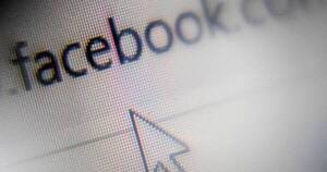 La Nación / Facebook, acusada de bloquear sitios