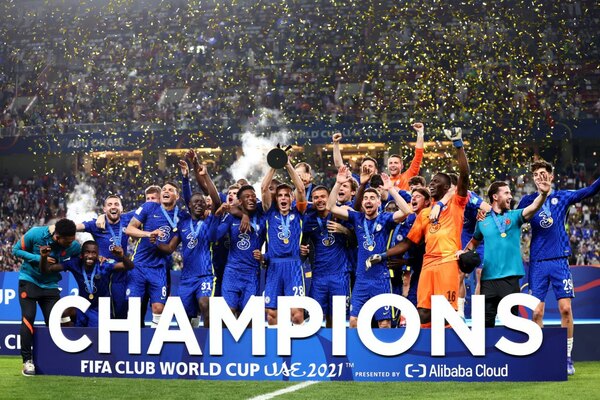 El final de una era para Chelsea, que llegó a la cima del fútbol con Roman Abramovich