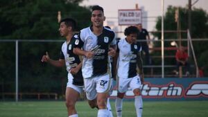 Tacuary va por el herido General Caballero
