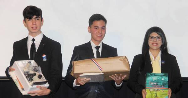 La Nación / Estudiantes de Itapúa y Alto Paraná ganan el Premio Nacional Juvenil de Ciencias