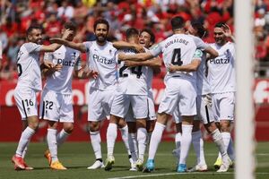 El Granada golea y conquista media permanencia en Mallorca - Fútbol Internacional - ABC Color
