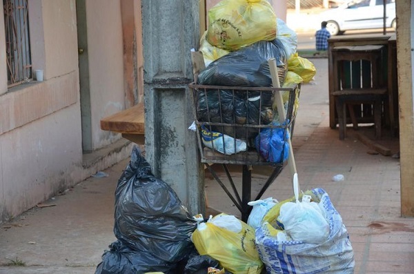 Reportan el hallazgo de restos óseos en un contenedor de basura en Luque