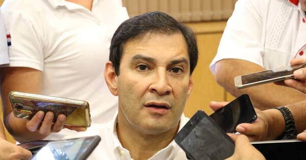 La Nación / Velázquez no logrará captar votos fuera de la ANR en las generales, advierte Beto Ovelar