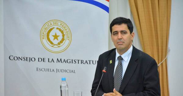 La Nación / Abuso sexual en colegio privado: “El MEC tiene todavía mucho que construir”, dice exjuez de la Niñez