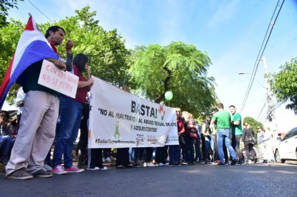 Fiscalía confirmó que imágenes del CC entregadas en el colegio fueron editadas - Noticiero Paraguay