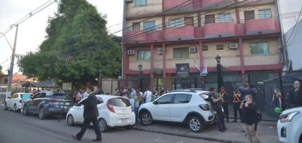 Presunto abuso: Colegio critica a padres denunciantes y movilizaciones - PARAGUAYPE.COM