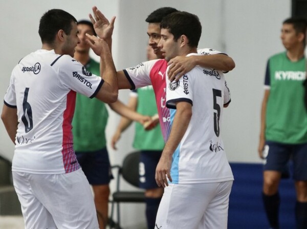 La Liga Premium Futsal FIFA mantiene a sus líderes - APF