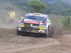 Gustavo Saba fue el mejor del primer rulo de la Etapa 2 y acelera al triunfo - ABC Motor 360 - ABC Color