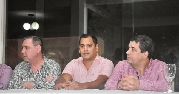 La Nación / Concejal denunciado por estafa se suma al equipo de Hugo Velázquez