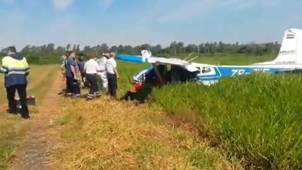 Piloto está grave tras caída de avioneta