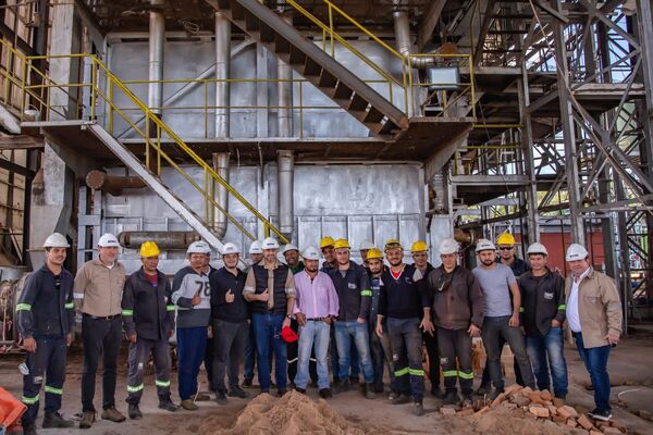 Mario Abdo verifica nuevo molino en la planta alcoholera de Troche | 1000 Noticias