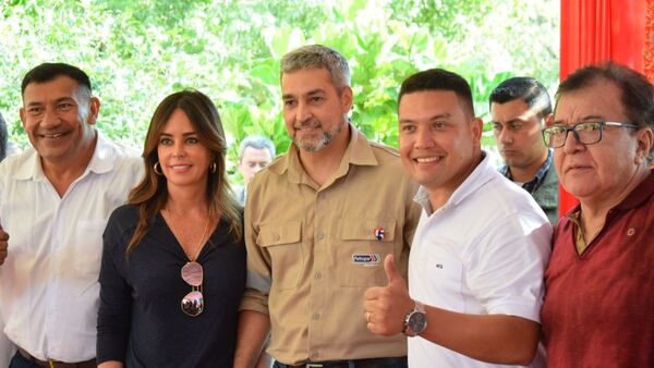 Abdo Benítez dice que Cartes paga por silencio sobre lavado de dinero