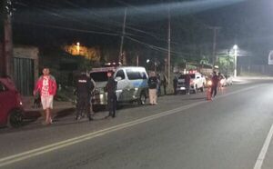 Motociclista fallece al caer en una canaleta en San Antonio - Nacionales - ABC Color