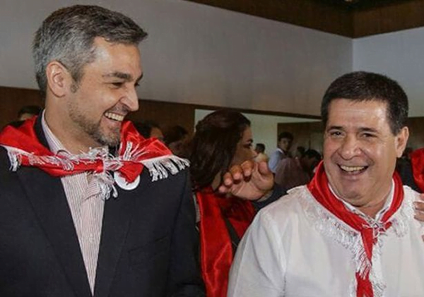 Abdo acusa a Cartes de dar millones a exjefe antilavado por su “silencio y complicidad” - Noticiero Paraguay