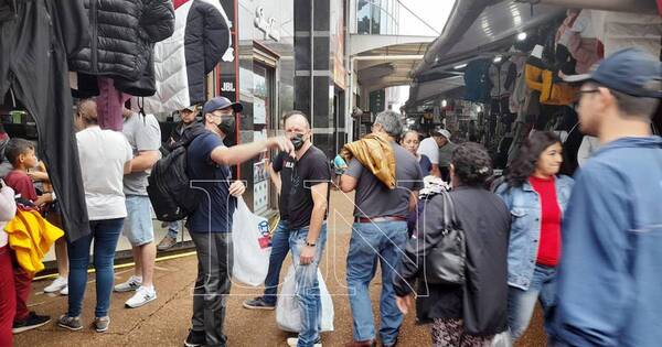 La Nación / A diez años de crearse ley en Brasil, habilitan cuarto duty free en Foz