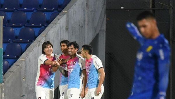 Cerro Porteño lo da vuelta y vence a Guaraní