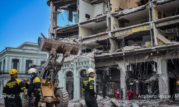 Se eleva a 31 el saldo de fallecidos por explosión de hotel en Cuba