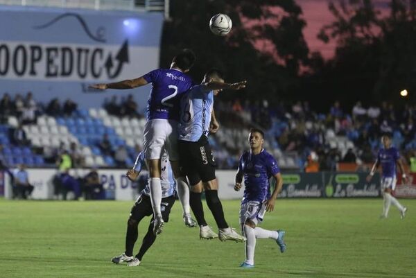 Costó pero lo consiguió Guaireña - Fútbol - ABC Color