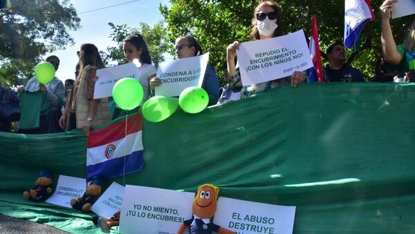 Jueza ordena prisión preventiva para imputadas por caso abuso en colegio - Noticiero Paraguay