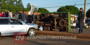 ACCIDENTE DE TRÁNSITO Y VUELCO EN RUTA PY 6 KM 3