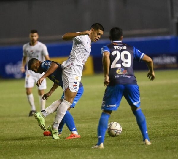 Partido único en apertura de la fecha 15, en Itauguá - Radio Imperio