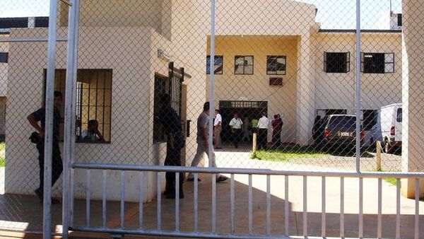 Imputadas por caso abuso en colegio serán trasladadas a cárcel de Coronel Oviedo