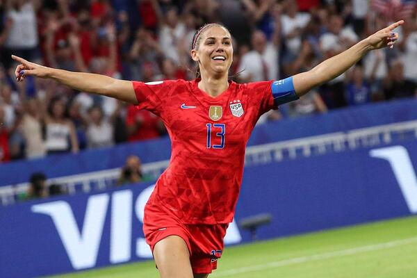 Alex Morgan firma un póker de goles y San Diego Wave vuela en la NWSL - El Independiente