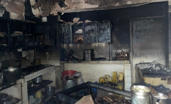 Incendio consume por completo la cocina del Comando en Jefe