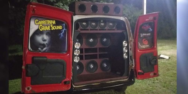 CNEL. BOGADO: POLICÍA DETUVO A FARRISTAS QUE FUERON DENUNCIADOS POR RUIDOS MOLESTOS