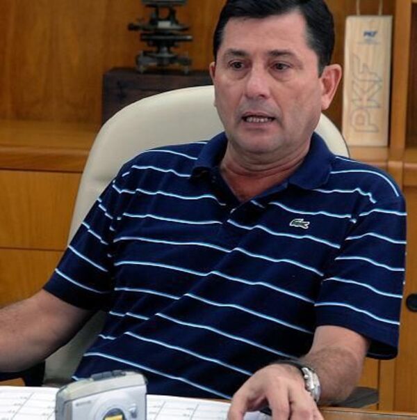 Pettengill no descarta candidatura, pero resalta las peligrosas polarizaciones en la ANR - Nacionales - ABC Color